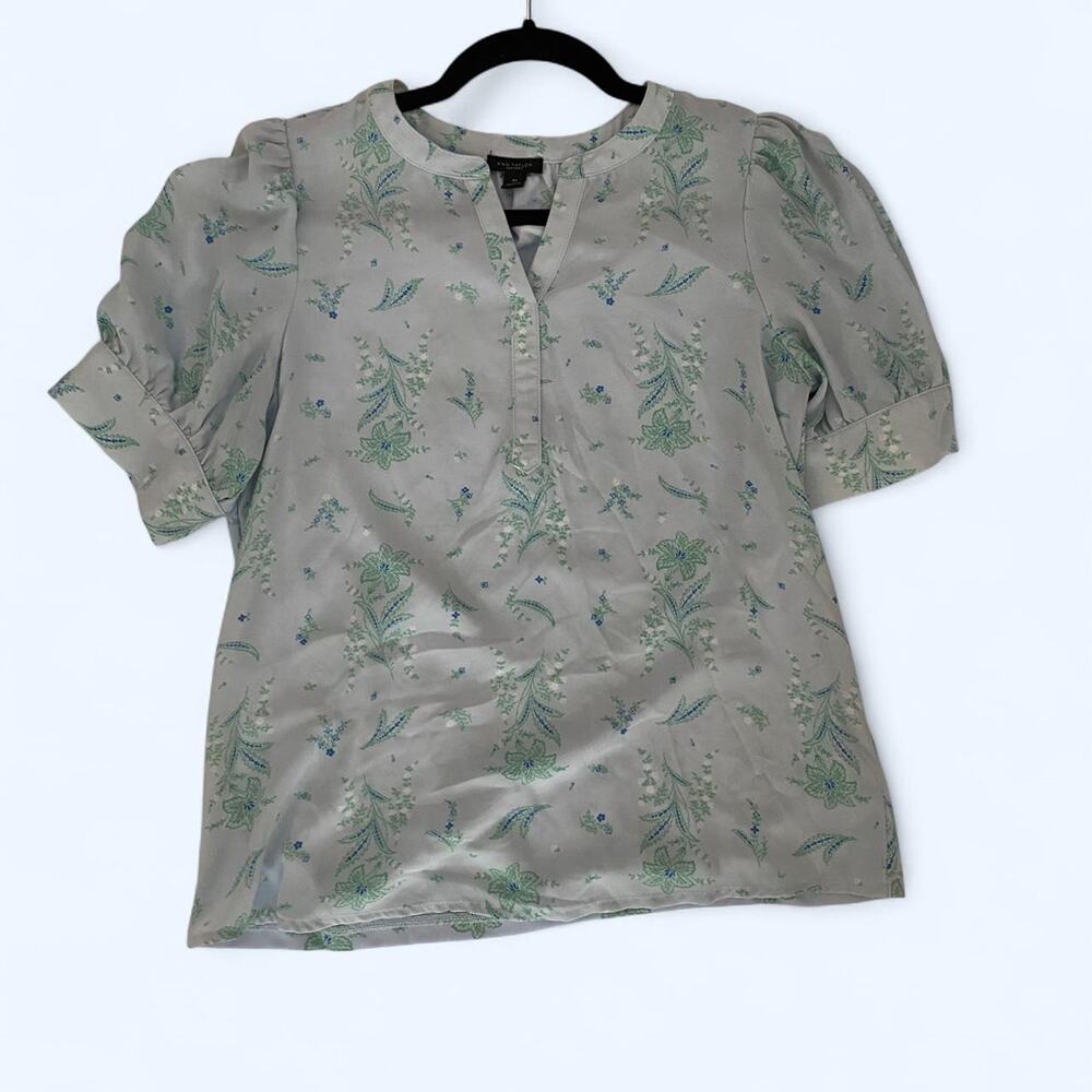 Anne taylor clue floral blouse size small